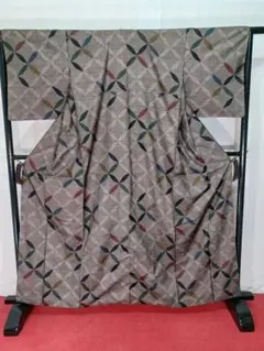［大島紬］中古美品　証紙無し　K-323