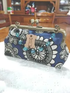 飴玉ビーズ持ち手付きがま口ポーチ ハンドメイド