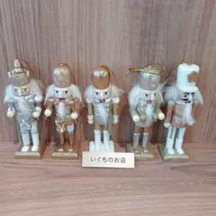 【新品】クリスマス　オーナメント　クルミ割り人形 5体セット ゴールド　飾り