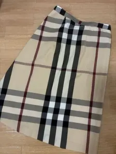 BURBERRY バーバリー　ノバチェック スカート ひざ丈　42 大きめサイズのサムネイル