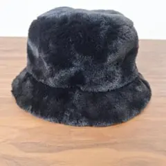 OVERRIDE ブラック ファーバケットハット 58cm