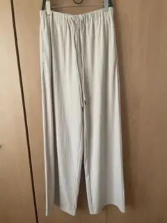 GU ストライプ ワイドパンツ