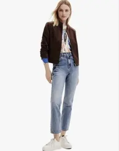 Item thumbnail for item 6d5cc6d4-7fa3-44e3-b51e-c8364bbe4eea