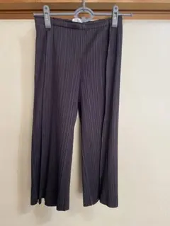 PLEATS PLEASE ISSEY MIYAKEデニム調 プリーツパンツ - メルカリ