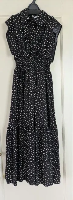 【美品】【タグ付き】ウィルセレクションティアードワンピースのサムネイル