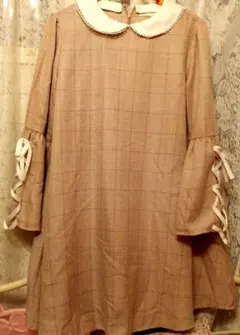 リズリサ チェック柄ベージュピンクＡラインワンピース