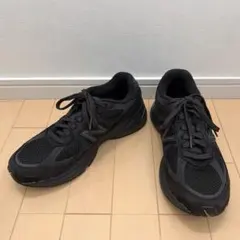 【極美品】New Balance U2010 TTB 27.5cmのサムネイル