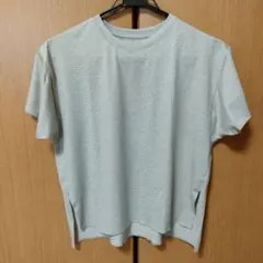 ユニクロエアリズムシームレスＴシャツのサムネイル