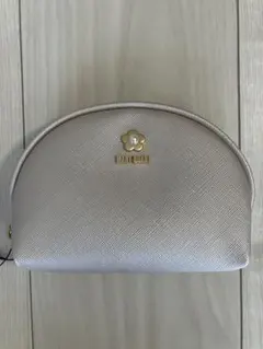 MARY QUANT サフィアーノパール ラウンドポーチ （パールベージュ）