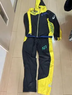 ASICS ジャケット パンツセット 黒/黄 A77