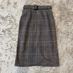 【最終価格】タイトスカート　ベルト付き　チェック柄　Mサイズ　歩きやすい
