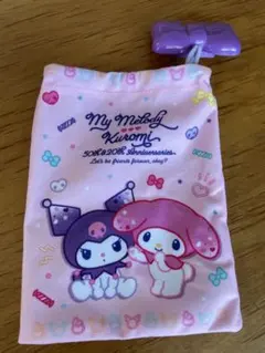 マイメロ&クロミ50周年記念ポーチ