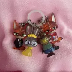 ズートピア　めじるしアクセサリー　セミコンプ　ガチャガチャ