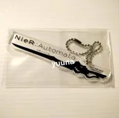ニーアオートマタ カラオケの鉄人 特典 アクキー ② スクエニ カフェ　ニーア展