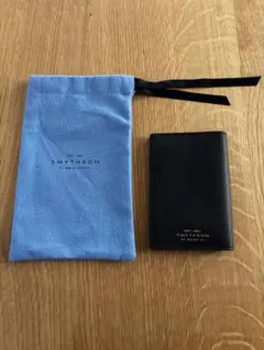 SMYTHSON ライトブルーパスポートケース - メルカリ