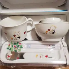 新品未使用♡ファミリア familiar 食器Aセット familiar - ファミリア ベビー食器セットの通販 by ももたろう
