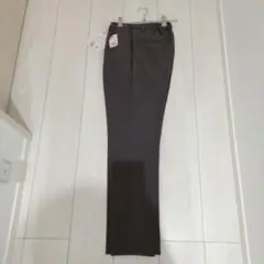 タグ付き新品　グレーのスラックス　しまむら