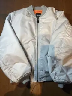 BEAMSホワイト MA-1 フライトジャケット