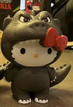 USA ハローキティ&ゴジラ Hello Kitty Godzilla