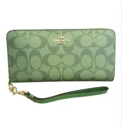 ​【新品未使用】COACH 長財布 シグネチャー ネオングリーン 箱・紙袋付き 新品未使用】COACH 長財布 シグネチャー ネオングリーン 箱・紙袋付き