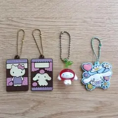 サンリオ　シナモンロール　なかよしさくらんぼスイング　キャラパキ　キティ　ガチャ