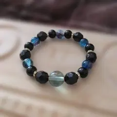 ハンドメイド ビーズブレスレット ブラック×ブルー