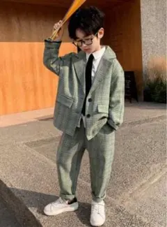 ノーカラーセットアップ