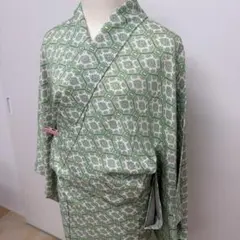 小紋 着物 緑色 亀甲花紋様　単　正絹のサムネイル
