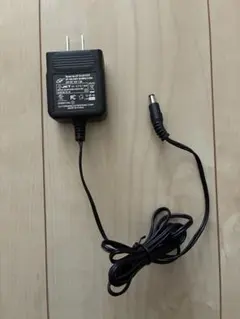 電源アダプター GF18-US1215T DC12V 1.5Aのサムネイル