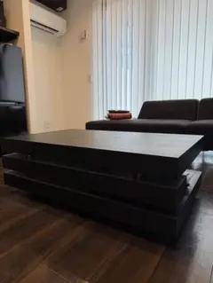 黒の木製センターテーブル