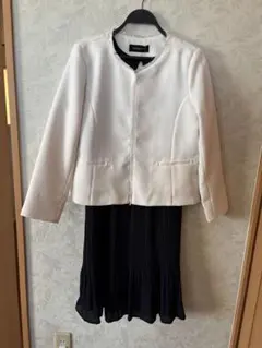 セレモニーワンピーススーツ　15号　新品