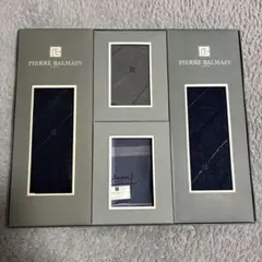 PIERRE BALMAIN ソックス3足とハンカチ1枚