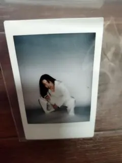 【当選品】AKB48　秋山由奈　直筆サイン入りチェキ Yahoo!オークション - AKB48 秋山由奈 チェキ風生写真 2024年8月 ピン