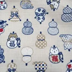 ★コスモ★和柄カットクロス★【瓢箪猫柄】片耳約70強幅×50cm強《薄ベージュ》