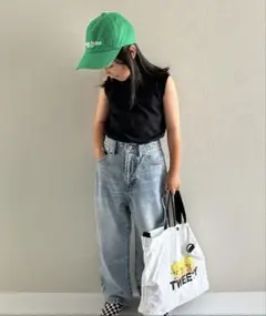 Item thumbnail for item 15355c0f-399a-42d2-816e-378362aa692e