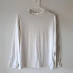 トップス　白
