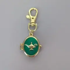 ディズニーストア シークレット ロケットチャームキーチェーン　ジャスミン