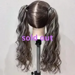 Item thumbnail for item ebea4b2d-c3ab-43c8-8d3e-50c85ee7b7fd