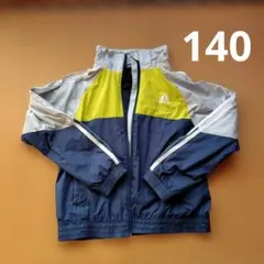 adidas ウインドブレーカー　140