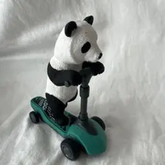 アニマルプルバック　キックボード　パンダ