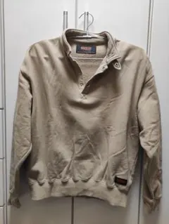 ベージュ スウェット