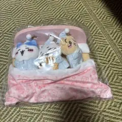 ちいかわ おやすみベッドと繋がるマスコットセット ハチワレ うさぎ パジャマ