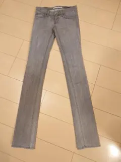 J BRAND スキニーデニム グレー 22インチのサムネイル