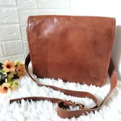 ヴィンテージ風　本革　メッセンジャーバッグ　ショルダーバッグ　フラップ　A4可能