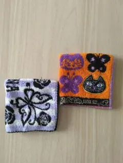 ★ANNA SUI★タオルハンカチ 花柄 蝶 猫デザイン 2枚セット