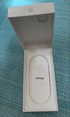 （お値下げしました）Apple iPhone 17 ラベンダー　空箱