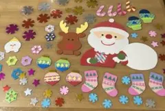 クリスマス　壁画　サンタ　雪だるま　トナカイ　ツリーの飾り　幼稚園　保育園