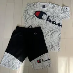 Champion グラフィックTシャツ＆ショートパンツセット 160