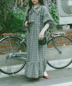 kutir【クティールとレトロ】ボウタイティアードワンピース¥4,995