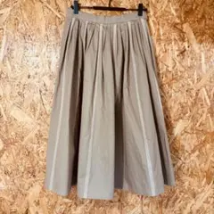美品　KOOS 生地切替　可愛い　おすすめ　ベージュ　フレアひざ下スカートのサムネイル